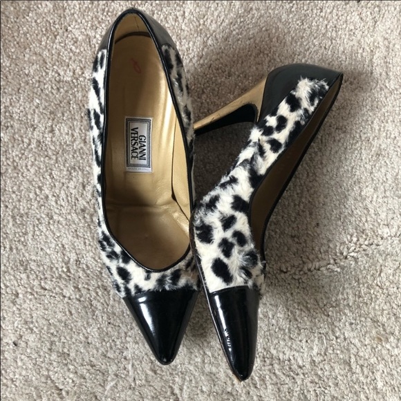 Versace zebra fur fabric pumps. 39.5 - Picture 5 of 8